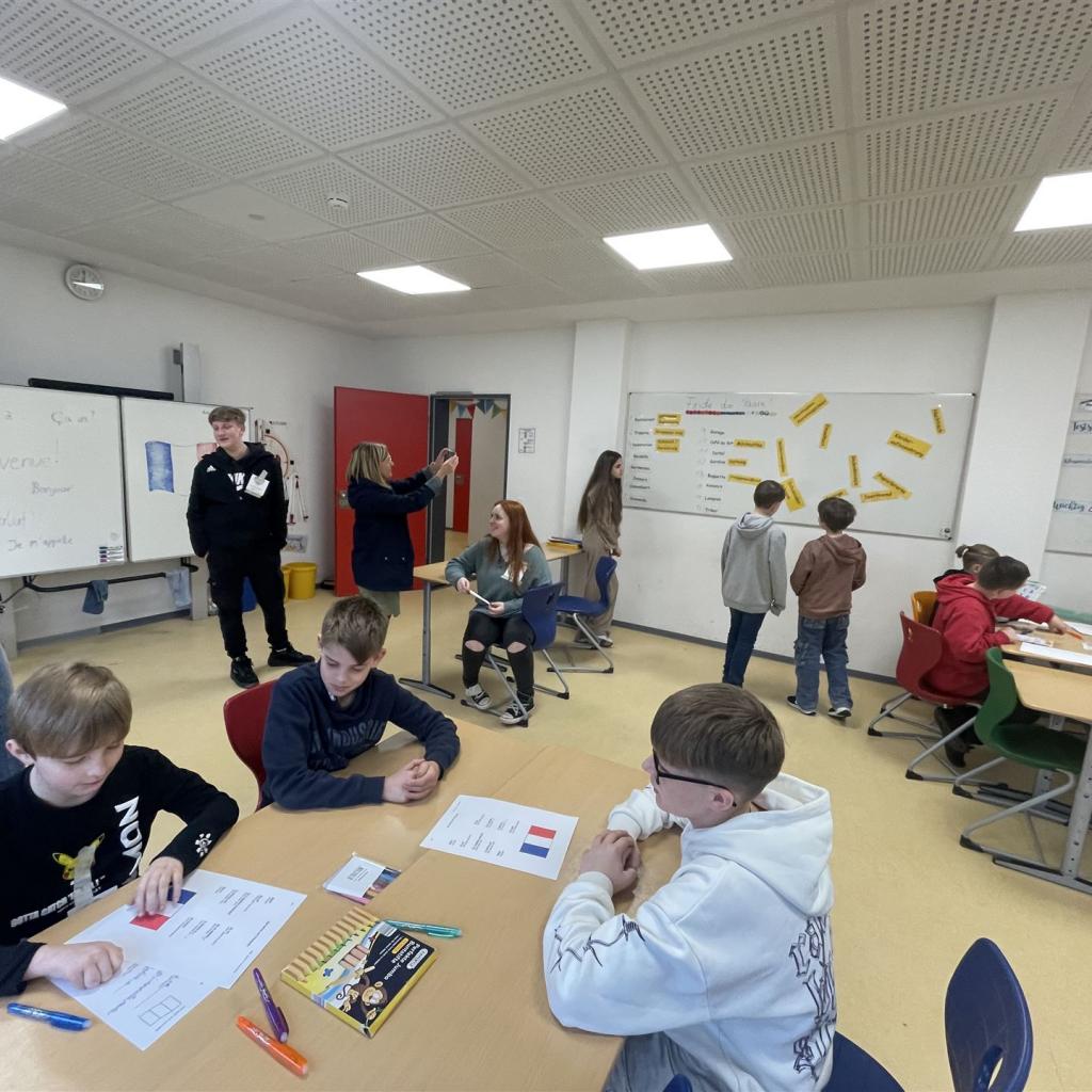 Comment tu t'appelles ? Auch der Fachbereich Französisch stellt sich vor.